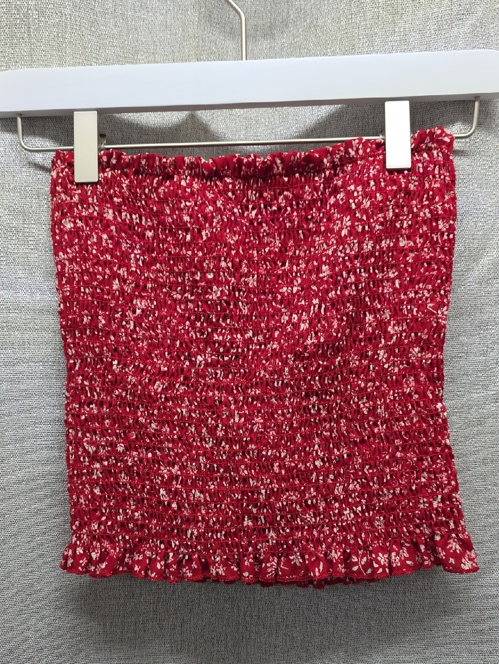 Red/white Floral Smocked Strapless Top, Mix Matchy Sz Med, Stretch, Comfort